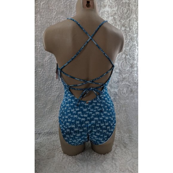 Victoria's Secret Scoop Strappy Back One-Piece Swimsuit NEW $50 fully lined - Picture 4 of 7